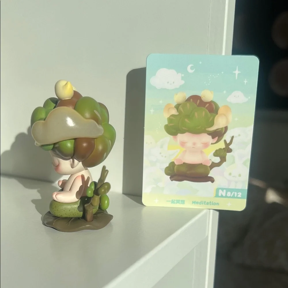 POPMART - Dimoo “By your side” - Picture 2 of 5